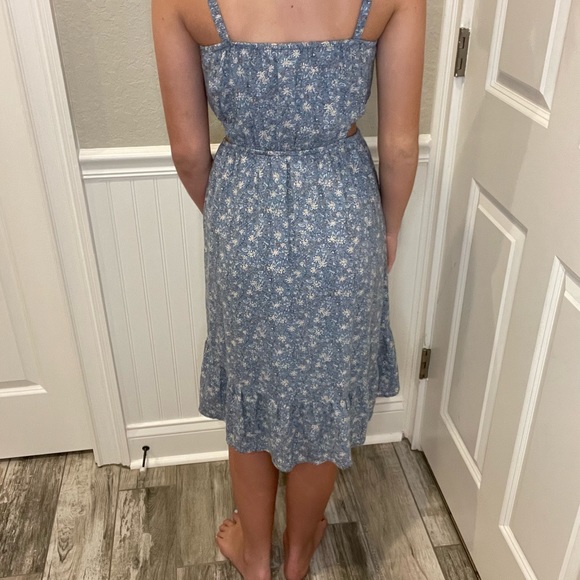 I am selling a Abercrombie and Fitch kids dress, size 13/14. - Picture 6 of 6